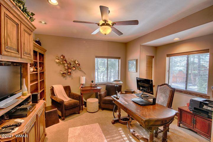 4370 West Hawthorn Road Show Low, AZ 85901 - Photo 10 of 23 Gallery Image 10