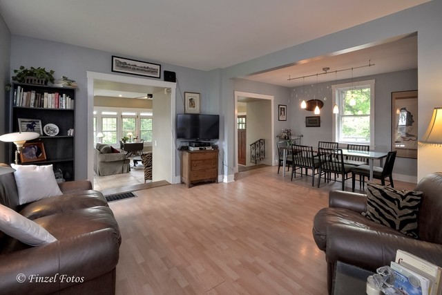 3S559 Norris Road Sugar Grove, IL 60554 - Photo 12 of 30 a living room with furniture and a flat screen tv