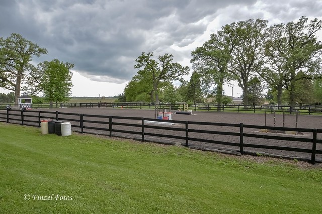 3S559 Norris Road Sugar Grove, IL 60554 - Photo 22 of 30 a view of a bench in a field