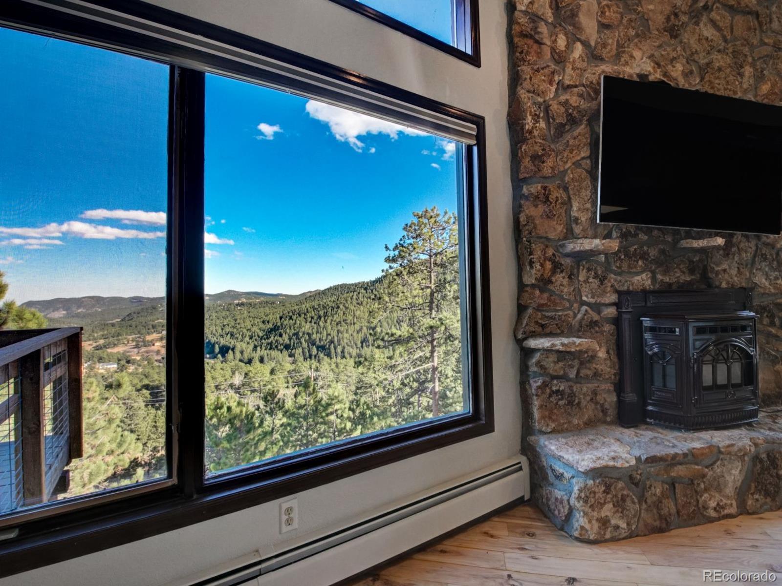 610 Meadow View Drive Evergreen, CO 80439 - Photo 13 of 50