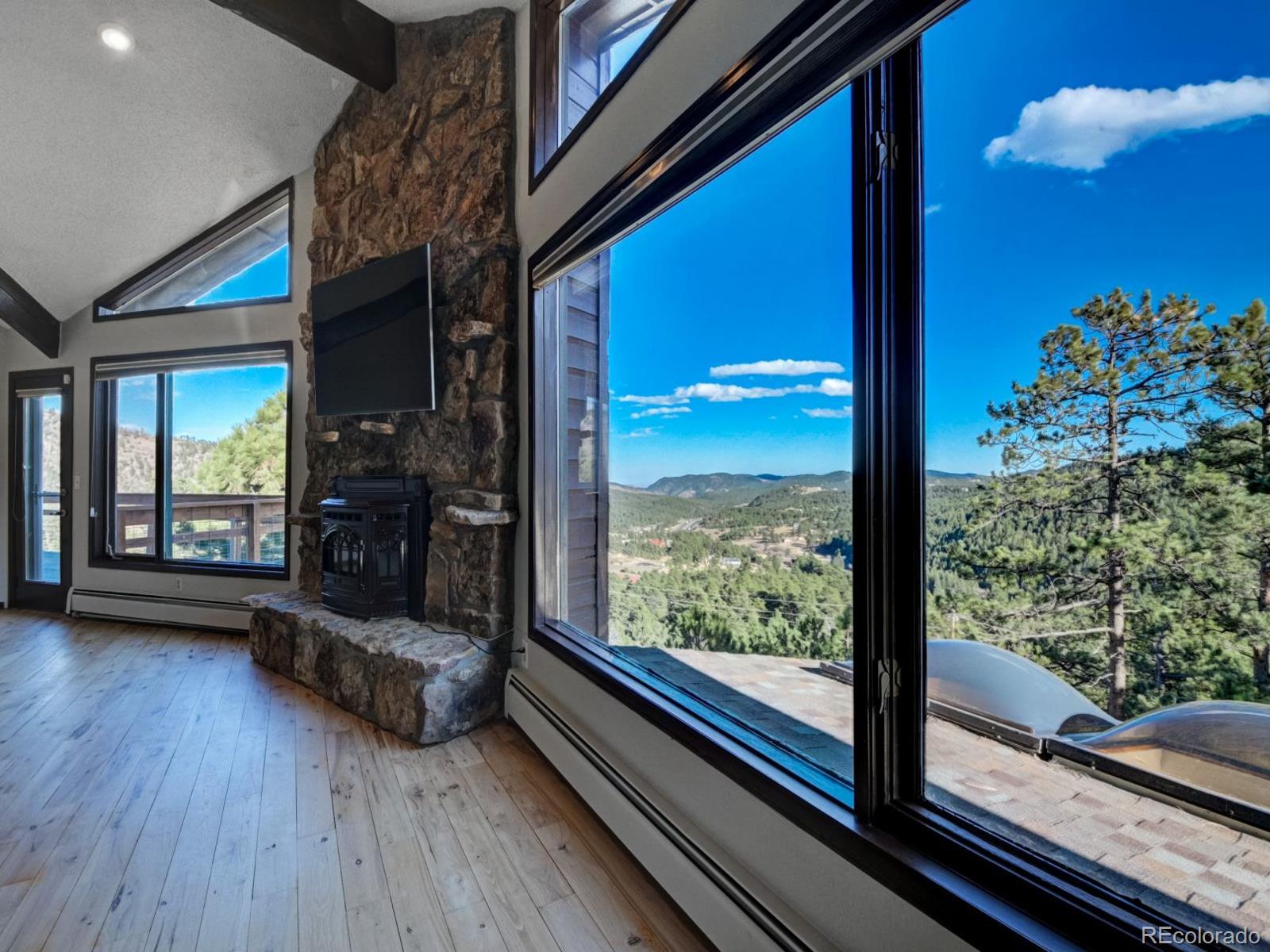 610 Meadow View Drive Evergreen, CO 80439 - Photo 14 of 50