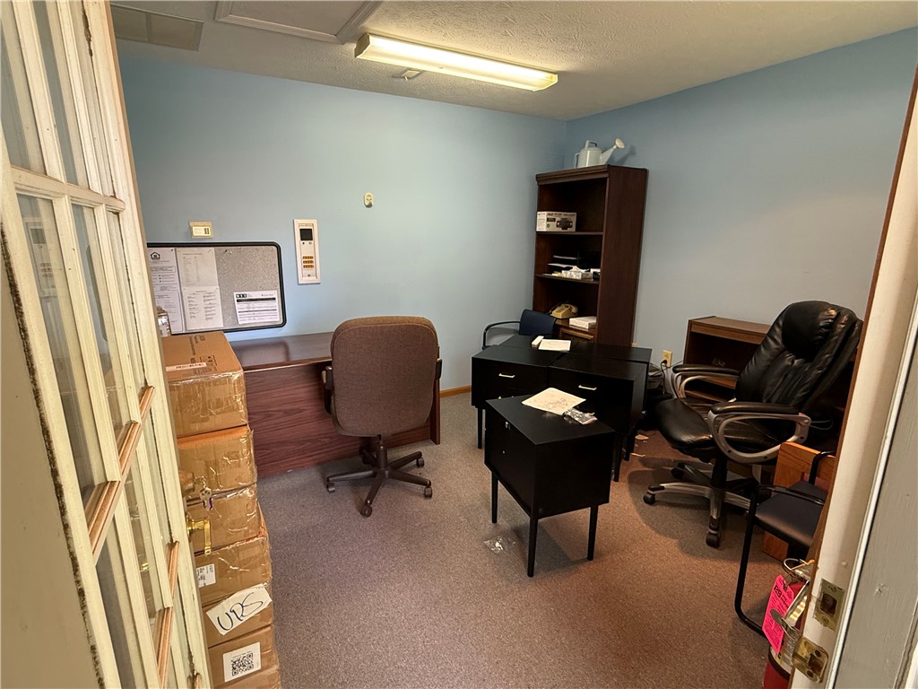 3435 Marshall Road Dayton, OH 45429 - Photo 4 of 94