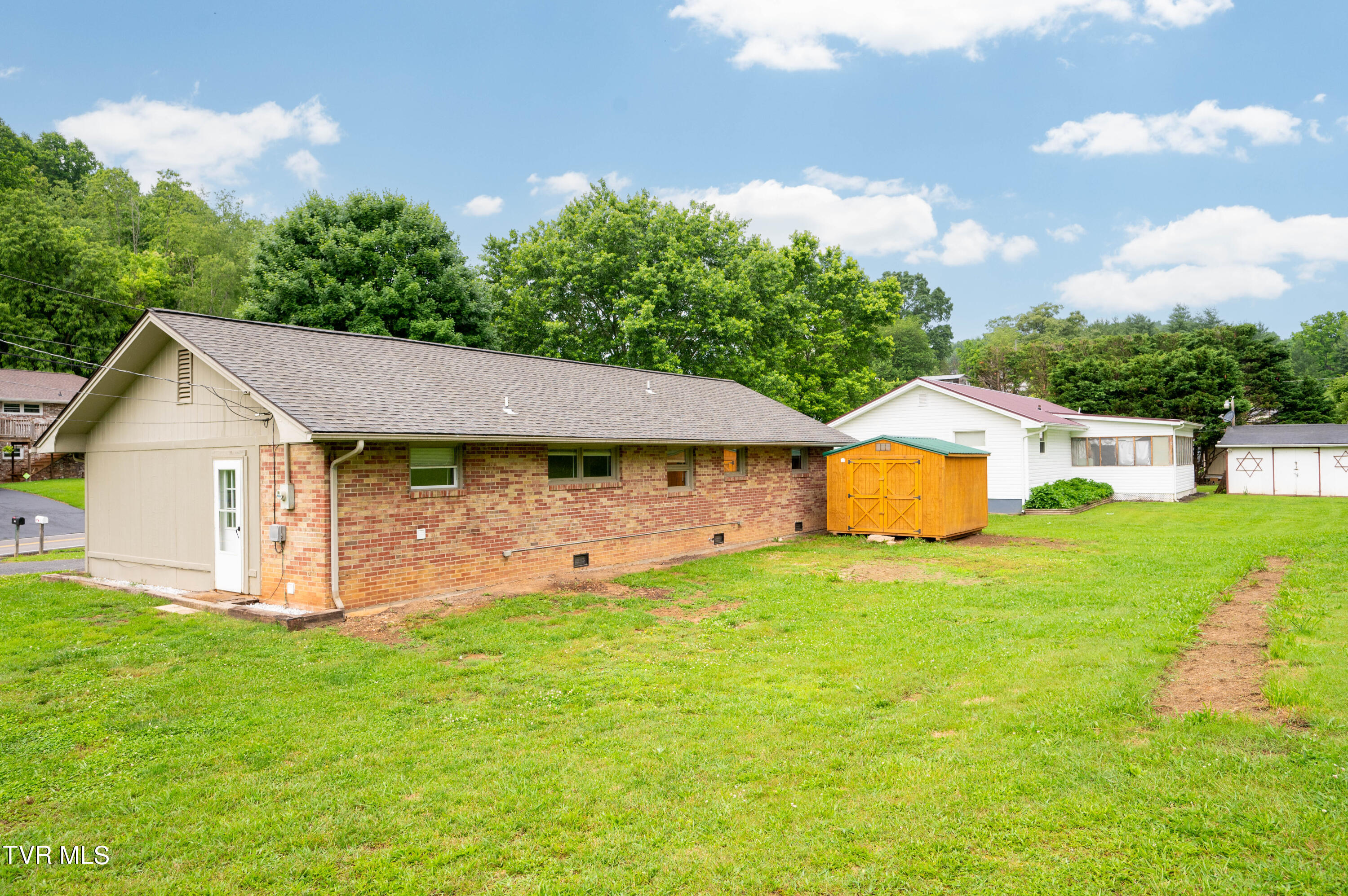 217 Chadwell Road Kingsport, TN 37660 - Photo 13 of 35 Chadwell Rd-5