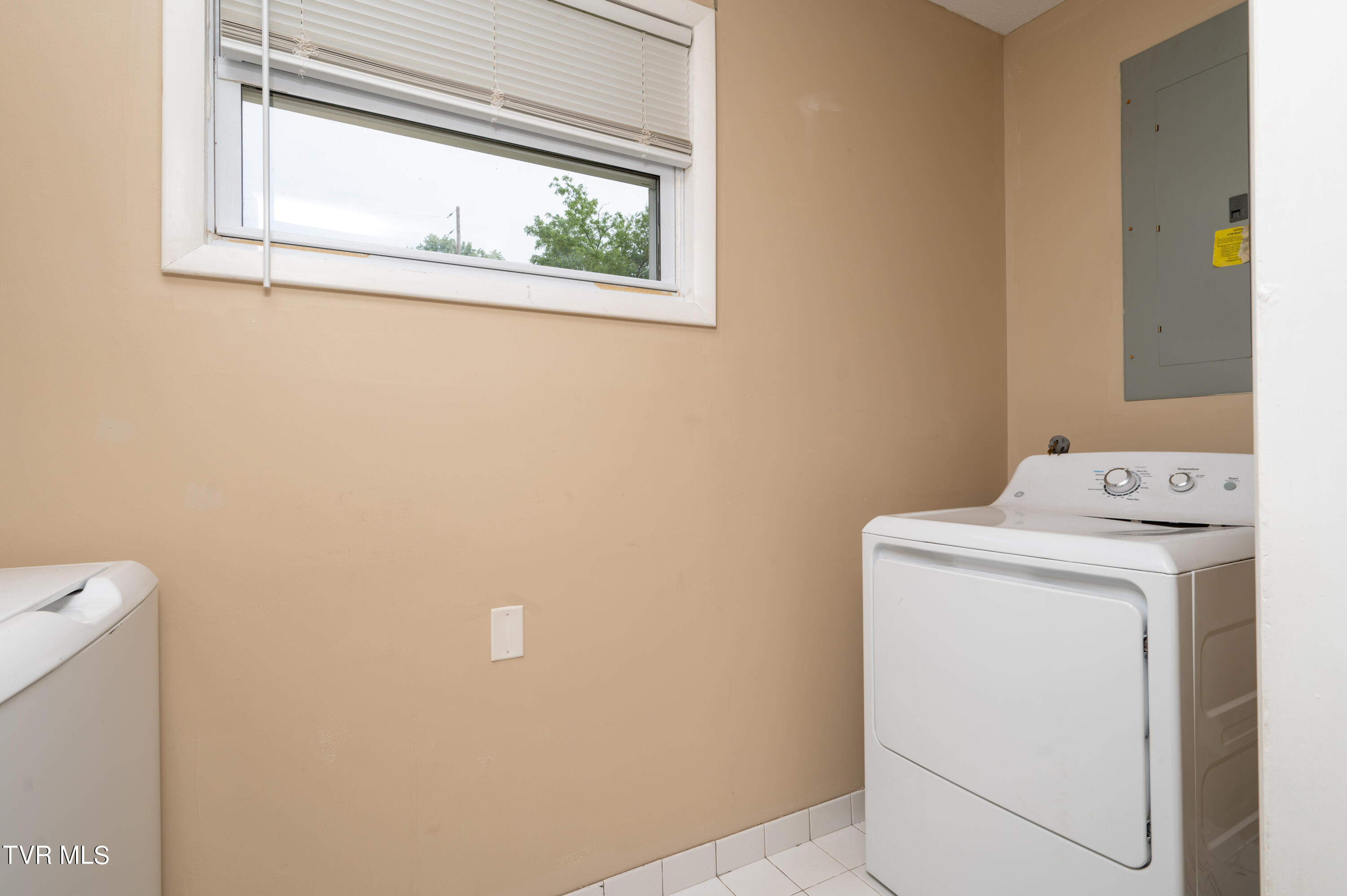 217 Chadwell Road Kingsport, TN 37660 - Photo 35 of 35 Chadwell Rd-34
