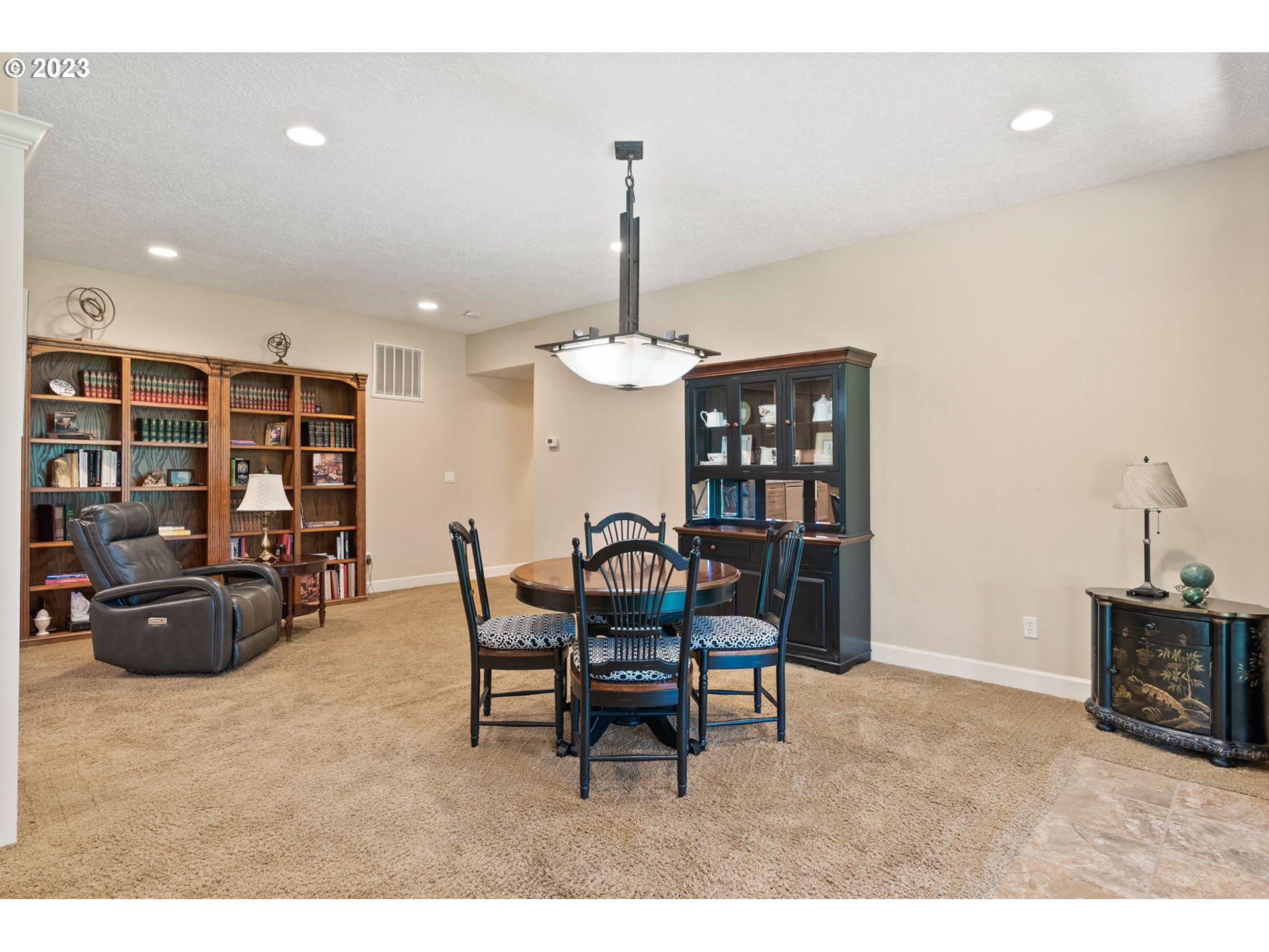 174 Southeast Gabbert Road Gresham, OR 97080 - Photo 34 of 48 Gallery Image 34