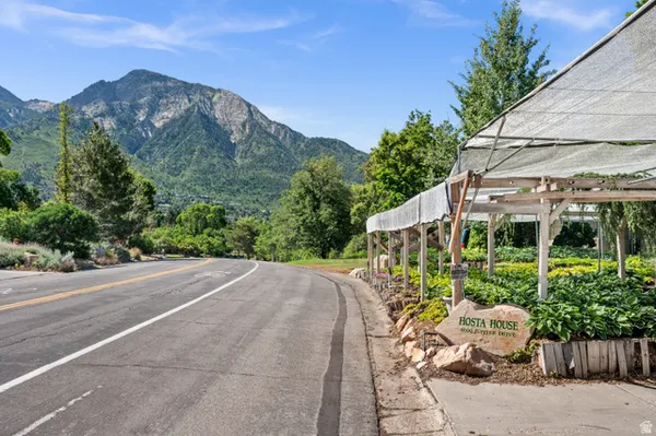 $1,050,000 | 4000 Jupiter Drive, Millcreek, UT 84124