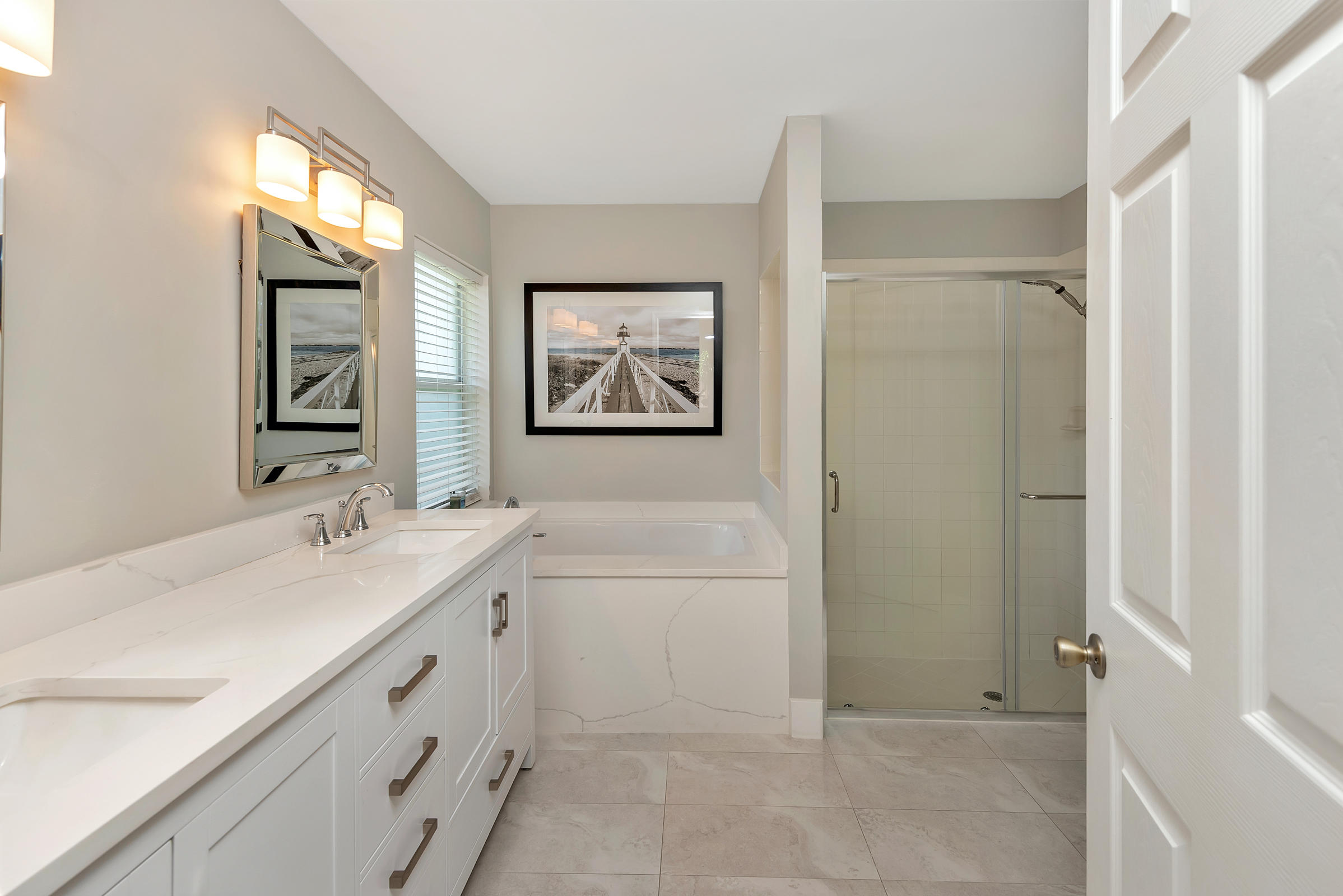 4827 North Lee Road Delray Beach, FL 33445 - Photo 20 of 37 Master bath