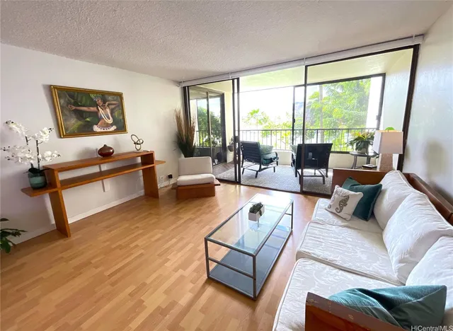 $840,000 | 500 Lunalilo Home Road, Unit 22G, Honolulu, HI 96825