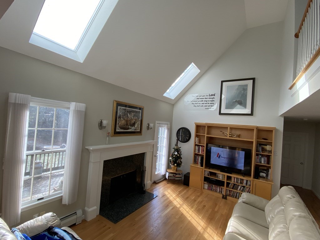 208 Berlin Road Bolton, MA 01740 - Photo 7 of 42 Gallery Image 7