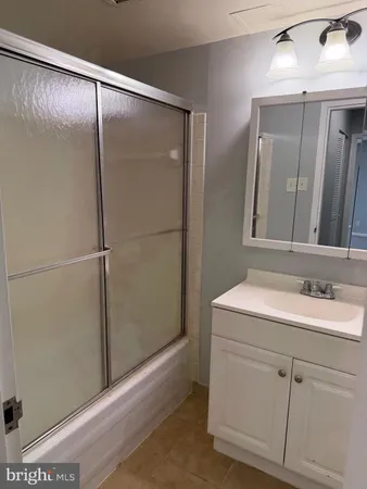 a view of utility room
