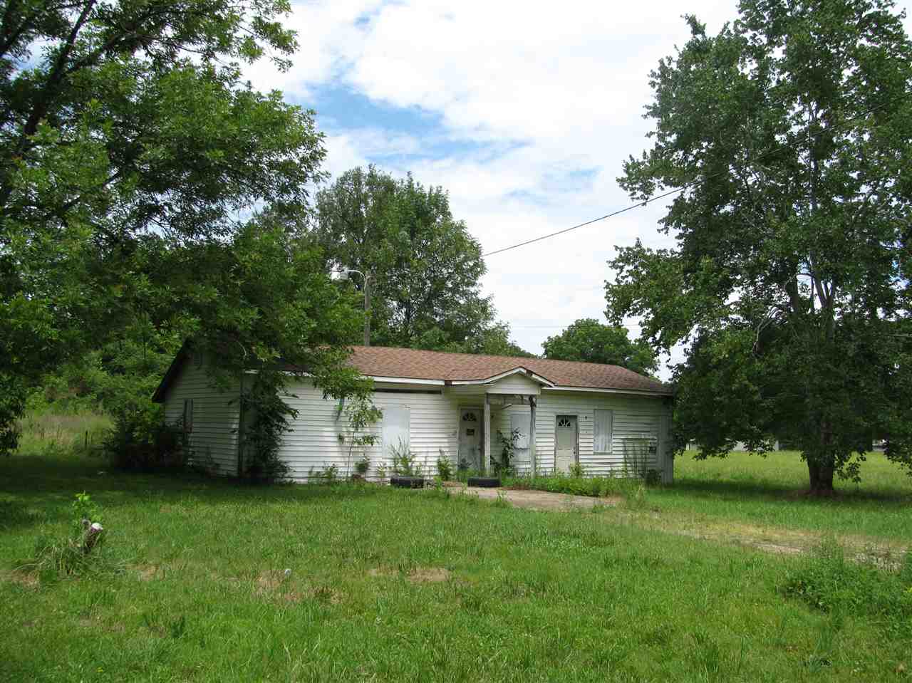 211 North Maple Street Adamsville, TN 38310 - Photo 4 of 13 Gallery Image 4