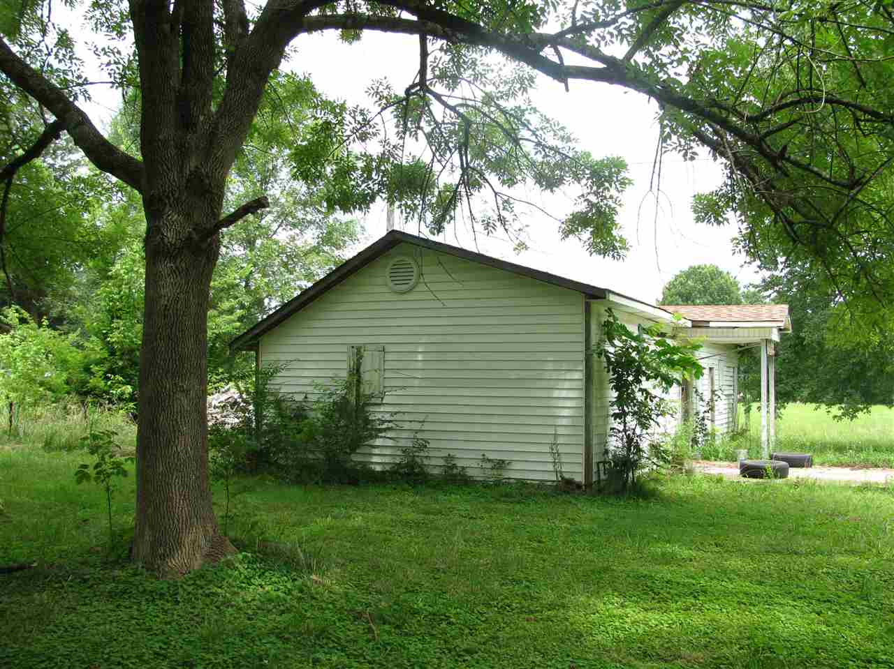 211 North Maple Street Adamsville, TN 38310 - Photo 5 of 13 Gallery Image 5