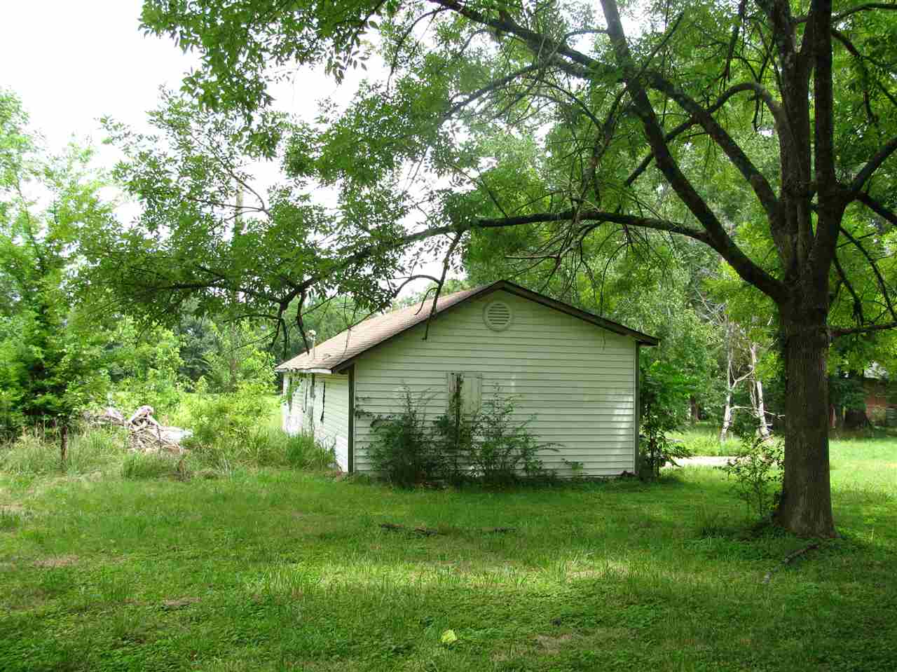 211 North Maple Street Adamsville, TN 38310 - Photo 7 of 13 Gallery Image 7