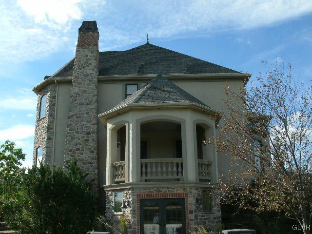 3387 Rising Sun Court Nazareth, PA 18064 - Photo 4 of 46 Gallery Image 4