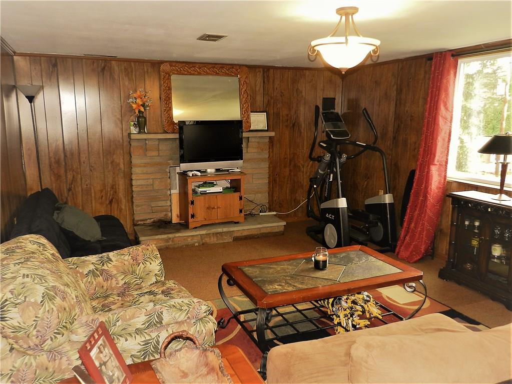 2262 Montgomery Road Sewickley, PA 15143 - Photo 12 of 22 Gallery Image 12