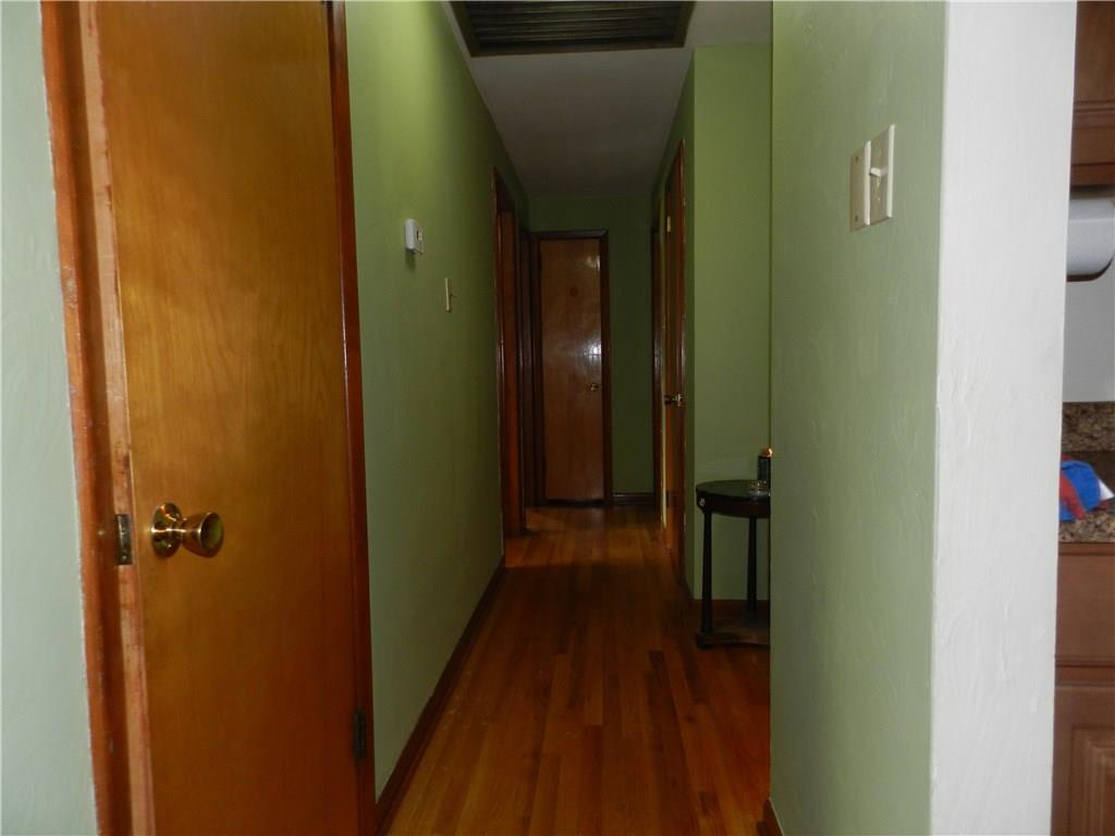 2262 Montgomery Road Sewickley, PA 15143 - Photo 14 of 22 Gallery Image 14