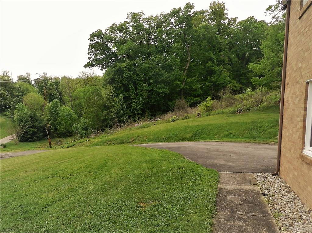 2262 Montgomery Road Sewickley, PA 15143 - Photo 3 of 22 Gallery Image 3