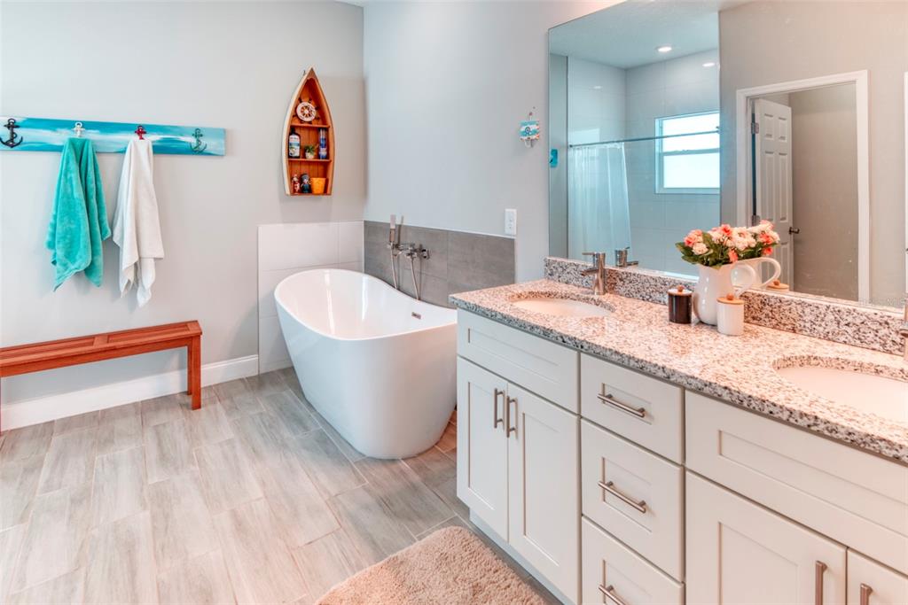 125 Inconnu Court Kissimmee, FL 34759 - Photo 17 of 54
