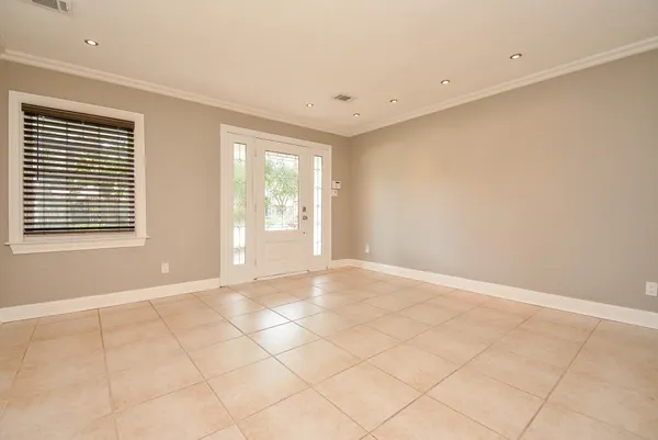 $2,300 | 9614 Val Verde Street, Houston, TX 77063