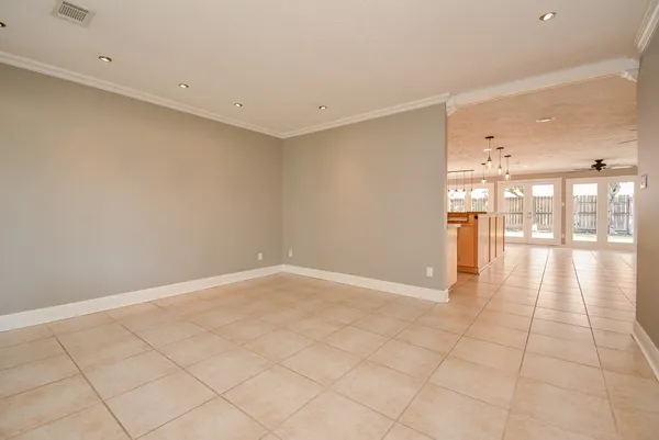 $2,300 | 9614 Val Verde Street, Houston, TX 77063