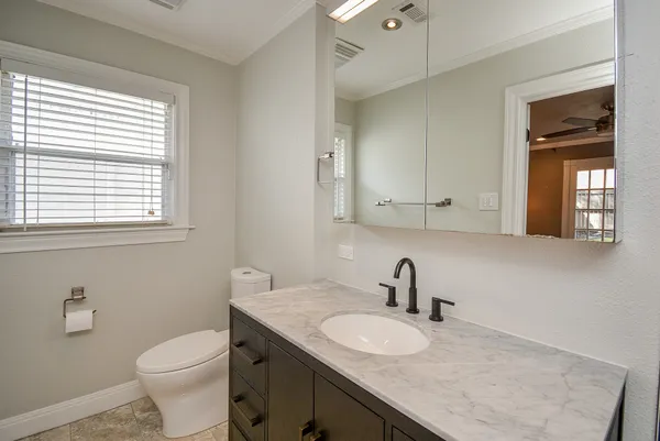 $2,300 | 9614 Val Verde Street, Houston, TX 77063