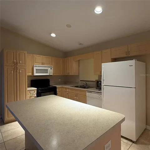 $1,950 | 8273 Olster Drive, North Port, FL 34291