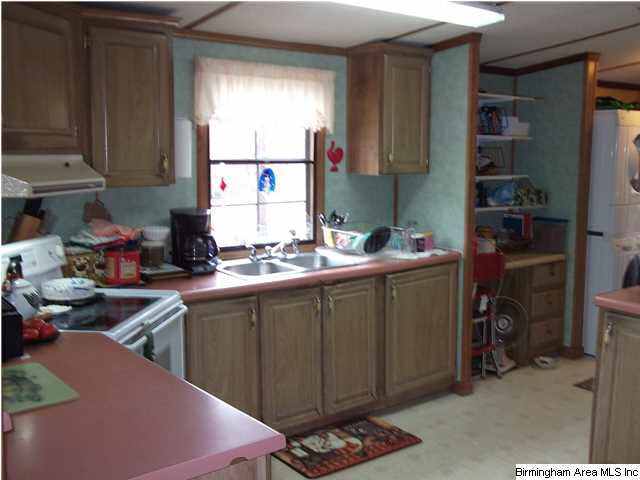 853 Toadvine Road Bessemer, AL 35023 - Photo 7 of 16 Gallery Image 7