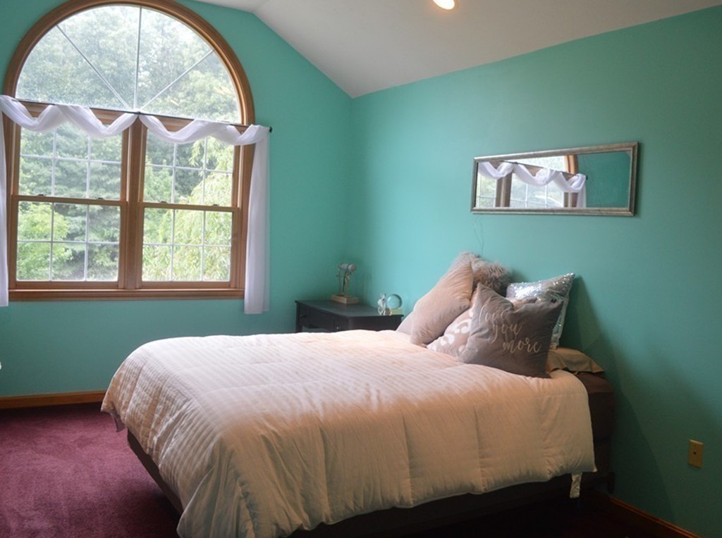10 Daniel Ridge Westfield, MA 01085 - Photo 11 of 26 Gallery Image 11