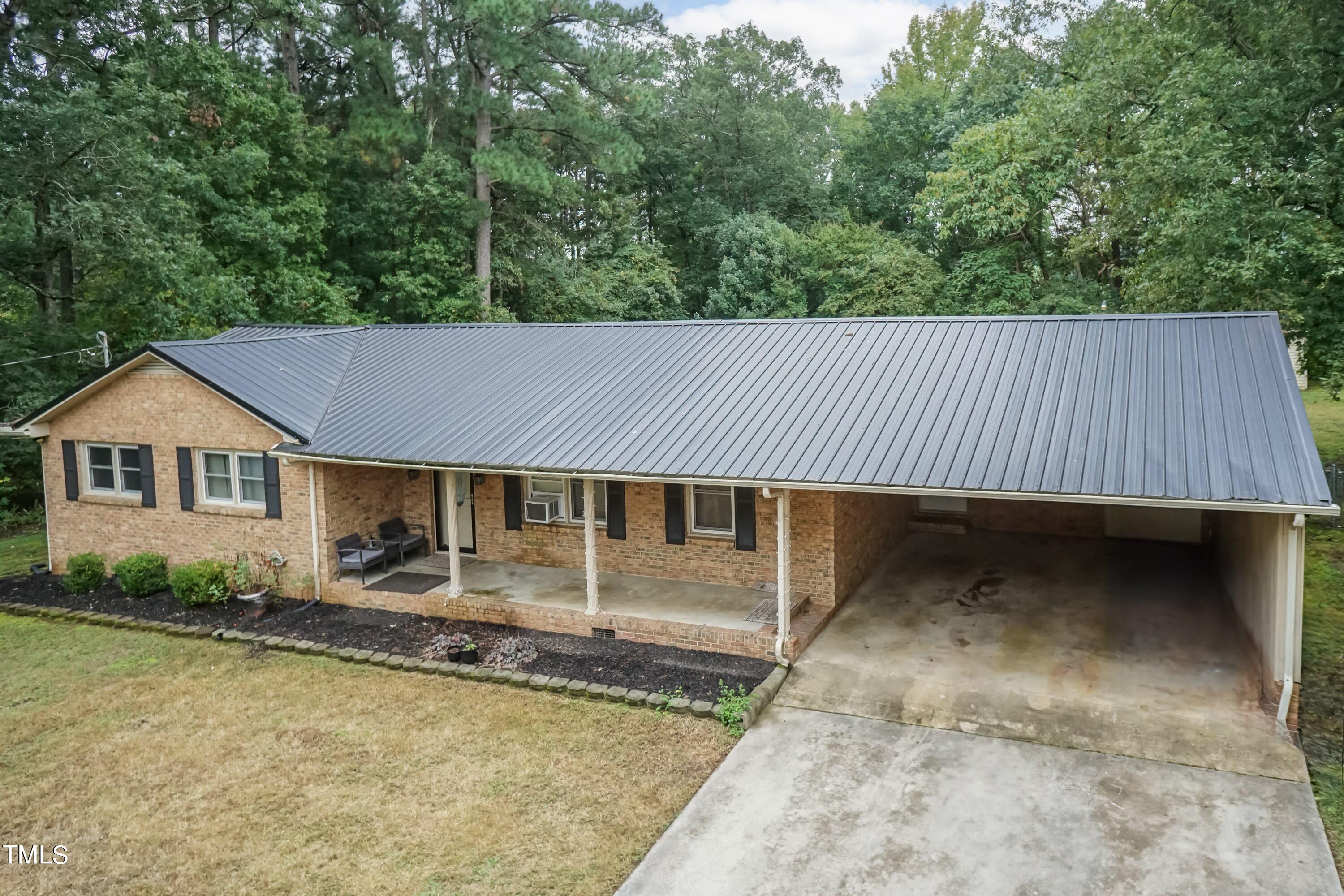 2788 Vicksboro Road Henderson, NC 27537 - Photo 4 of 33 Front 03