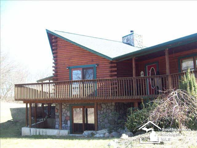 11515 Dixon Road Monroe, MI 48161 - Photo 15 of 20 20349222-14.JPG