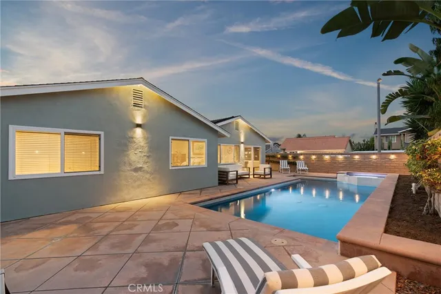 $1,849,000 | 20392 Drew Circle, Huntington Beach, CA 92646