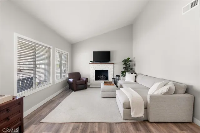 $1,899,998 | 20392 Drew Circle, Huntington Beach, CA 92646