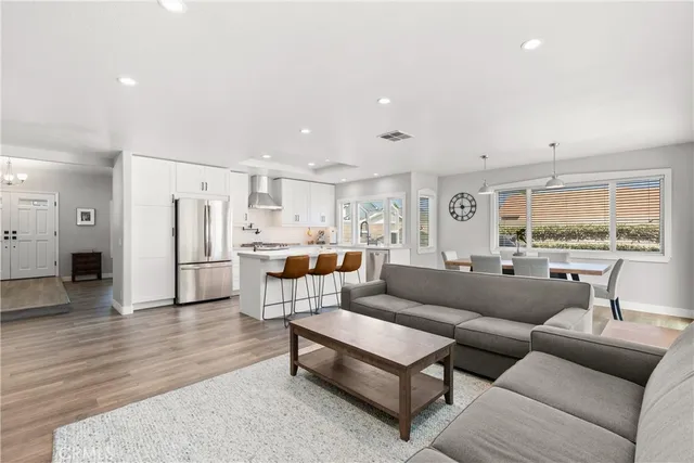 $1,849,000 | 20392 Drew Circle, Huntington Beach, CA 92646