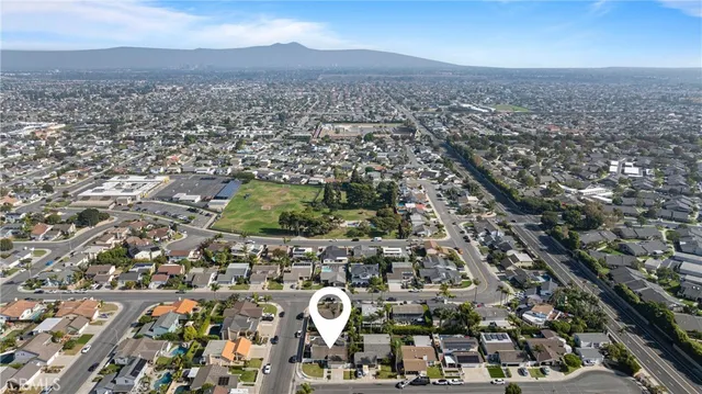 $1,899,998 | 20392 Drew Circle, Huntington Beach, CA 92646