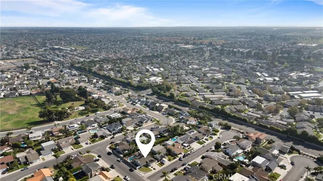 $1,899,998 | 20392 Drew Circle, Huntington Beach, CA 92646