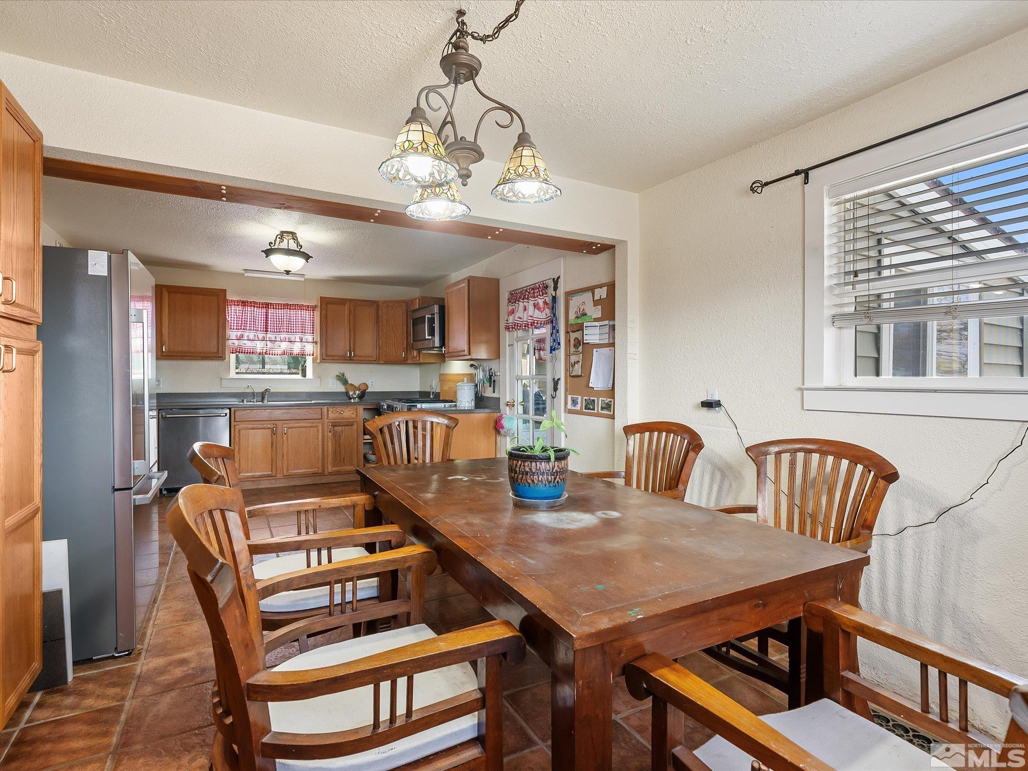 325 Stock Lane Fernley, NV 89408 - Photo 13 of 39 Photo 13