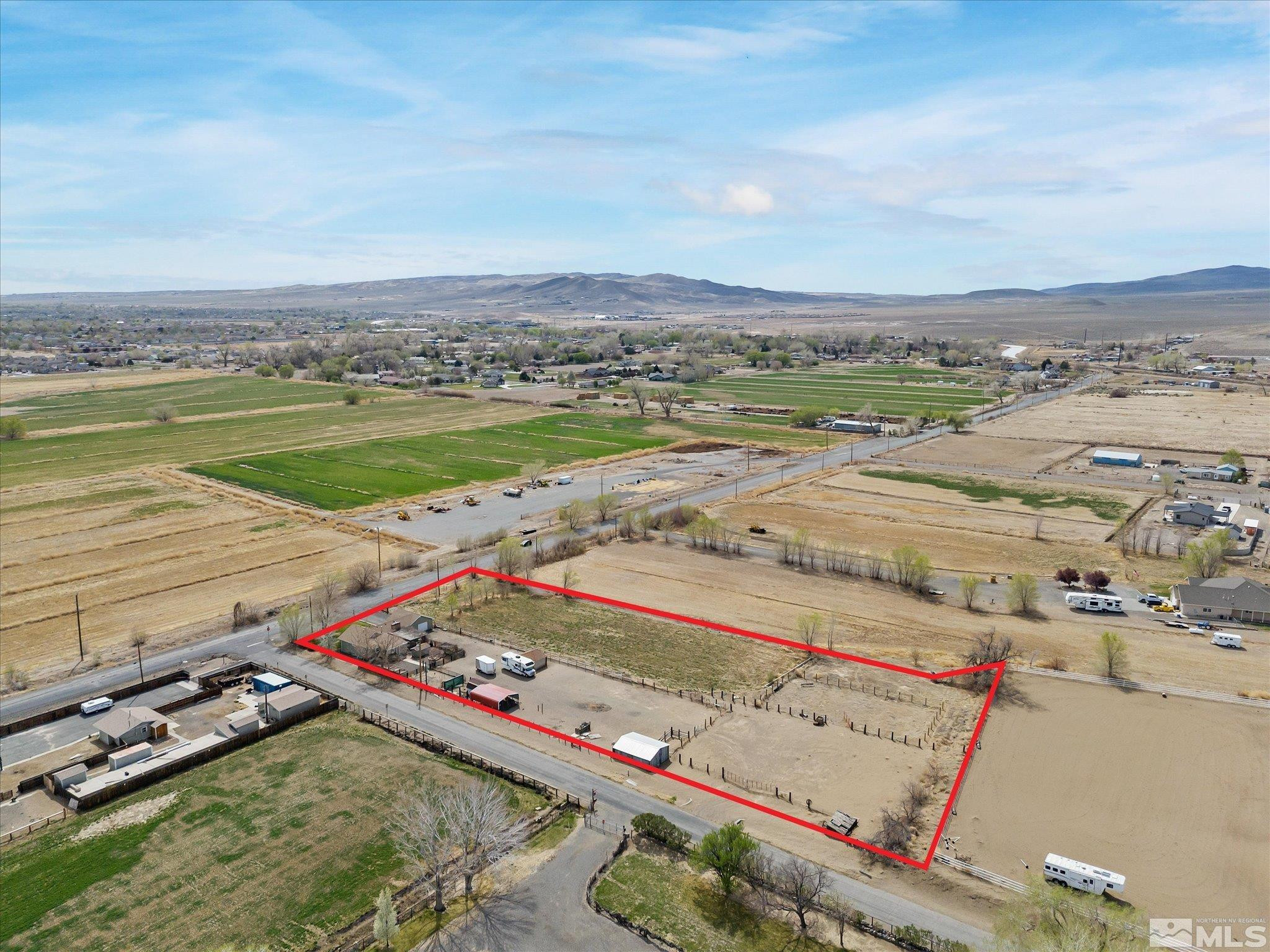 325 Stock Lane Fernley, NV 89408 - Photo 36 of 39 Photo 37