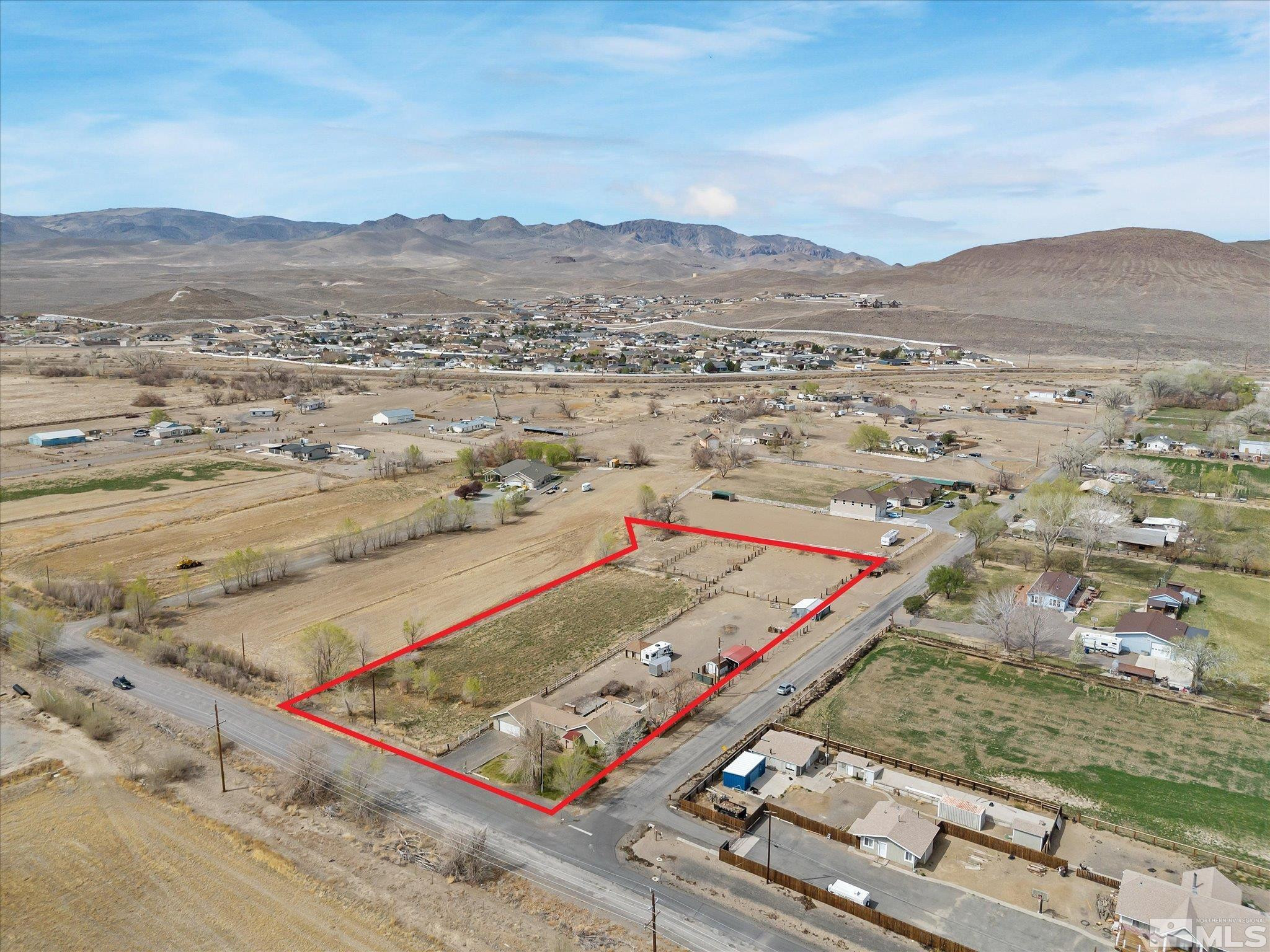 325 Stock Lane Fernley, NV 89408 - Photo 37 of 39 Photo 38