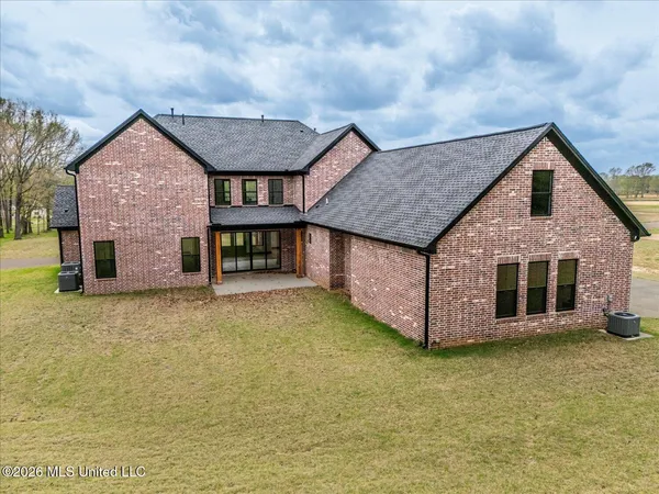 $709,900 | 1474 Tributary Drive, Hernando, MS 38632