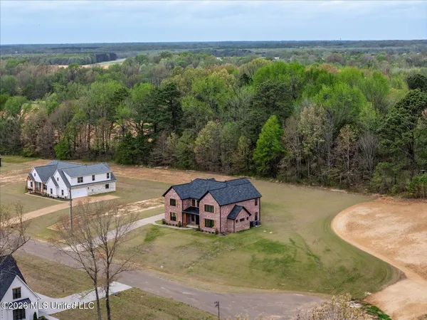 $709,900 | 1474 Tributary Drive, Hernando, MS 38632