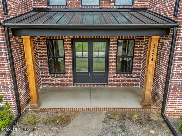 $709,900 | 1474 Tributary Drive, Hernando, MS 38632