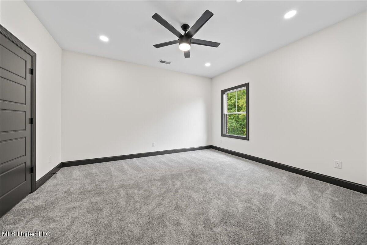 1474 Tributary Drive Hernando, MS 38632 - Photo 34 of 48 Bed 2 up