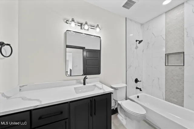 $714,900 | 1474 Tributary Drive, Hernando, MS 38632