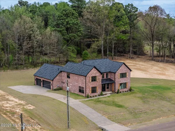 $709,900 | 1474 Tributary Drive, Hernando, MS 38632