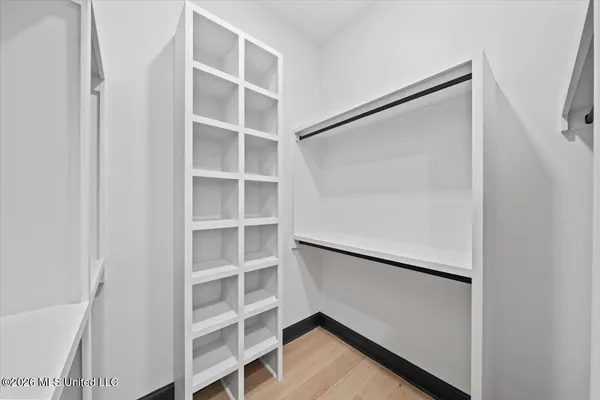 $709,900 | 1474 Tributary Drive, Hernando, MS 38632