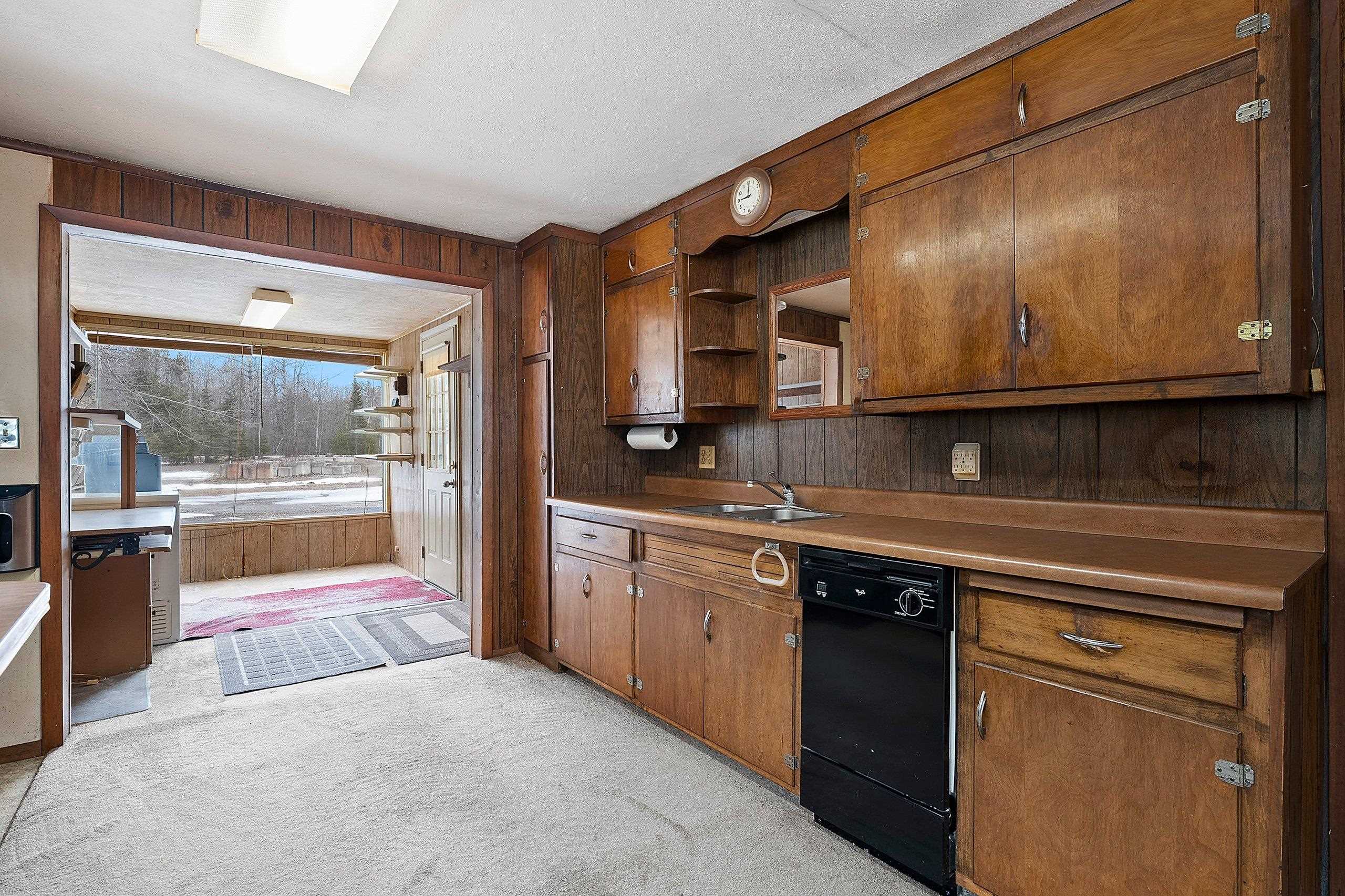 17294 Thielke Road Lakewood, WI 54138 - Photo 9 of 46