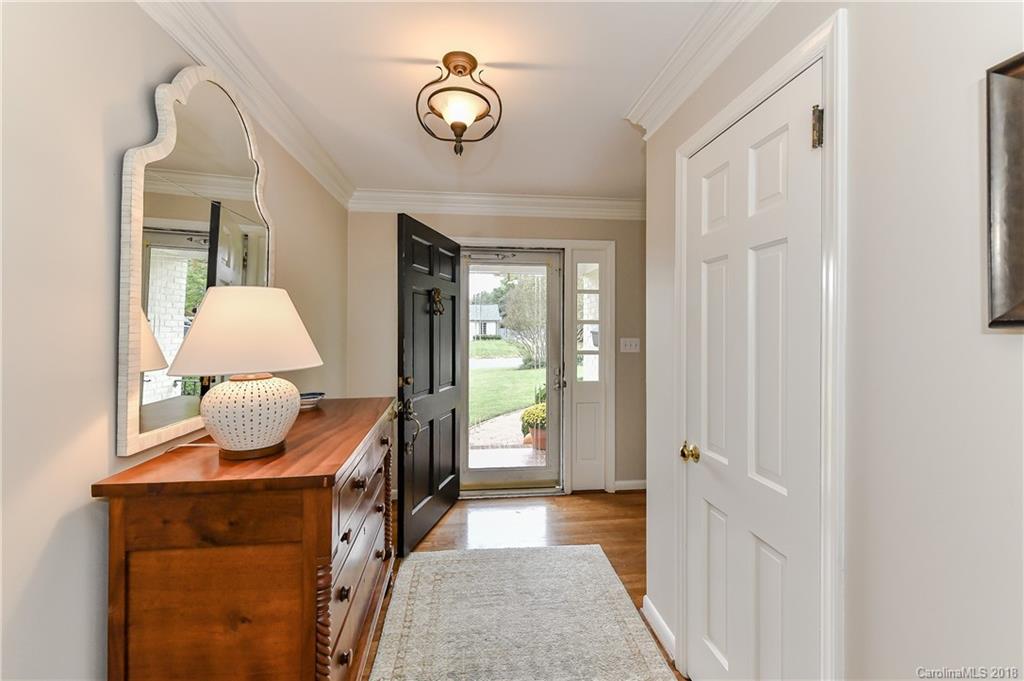 3709 Ayscough Road Charlotte, NC 28211 - Photo 3 of 36 Gallery Image 3