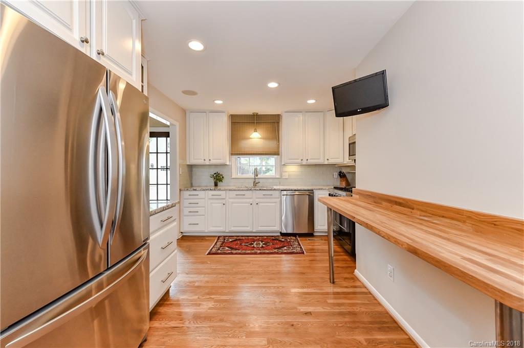 3709 Ayscough Road Charlotte, NC 28211 - Photo 10 of 36 Gallery Image 10
