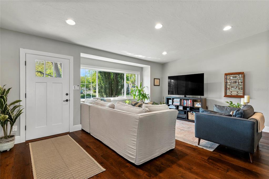 150 Seneca Trail Maitland, FL 32751 - Photo 5 of 50