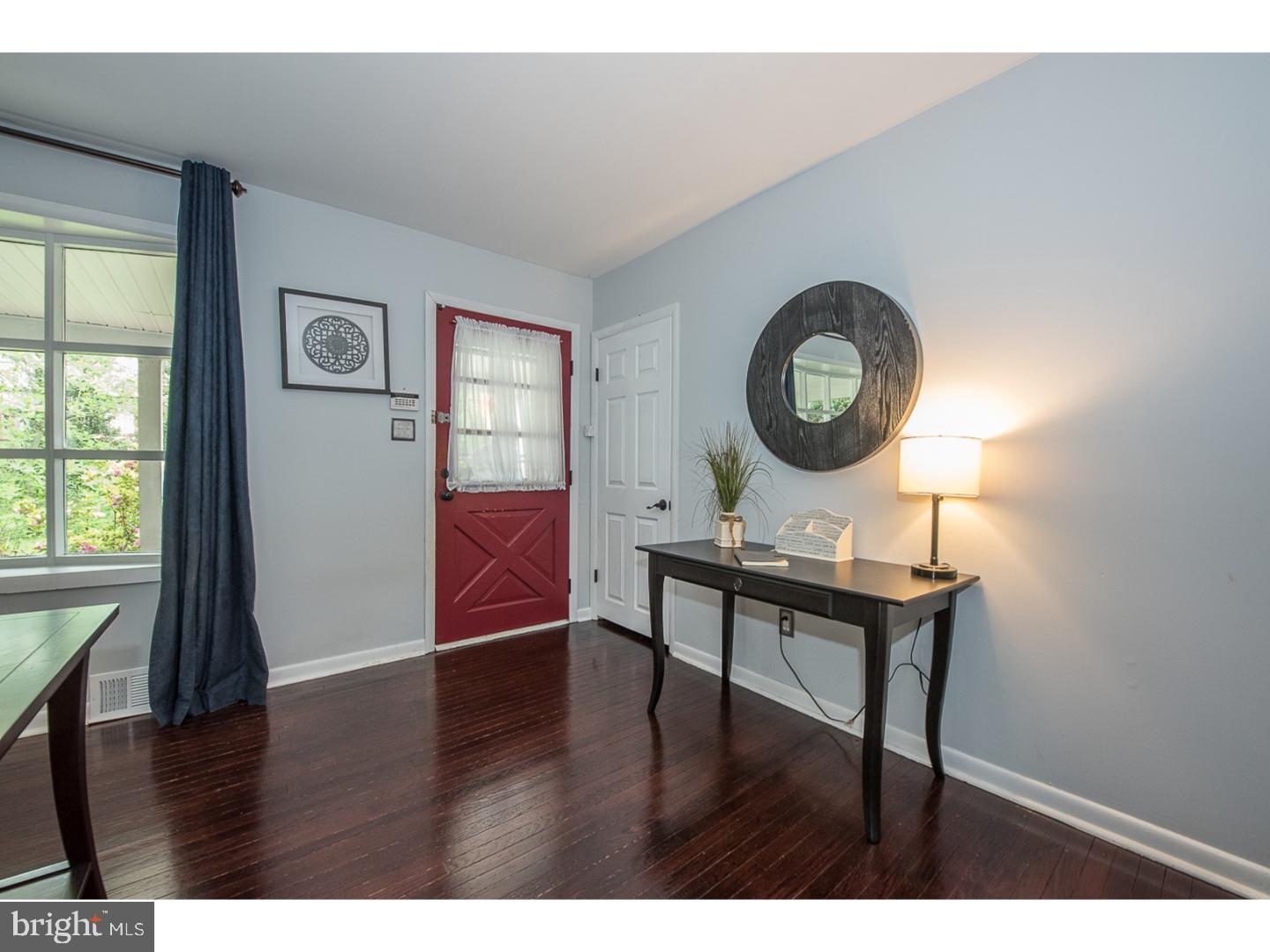 106 Beech Road Wallingford, PA 19086 - Photo 3 of 25